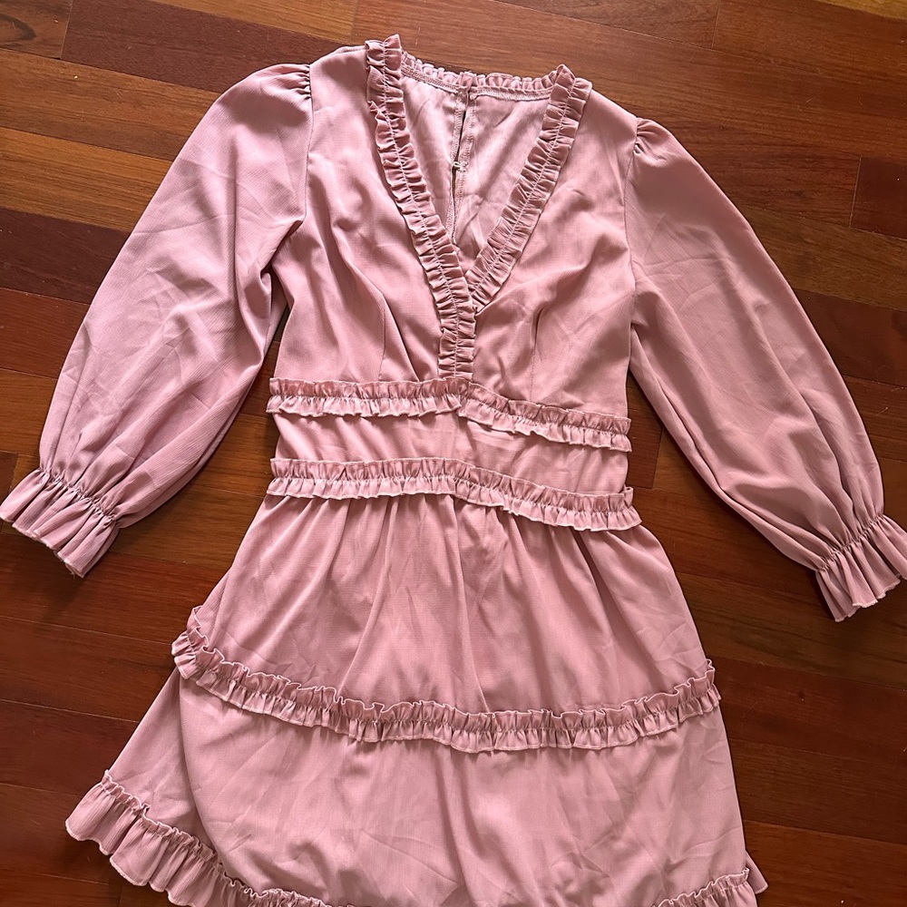 Pink Ruffled women’s Dress large NWOT